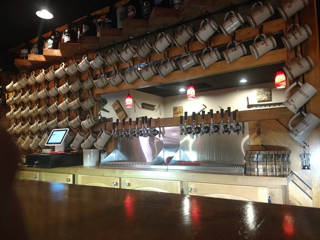 Riepstines Pub | restaurant | 913 Arch St, Williamsport, PA 17701, USA | 5703292739 OR +1 570-329-2739