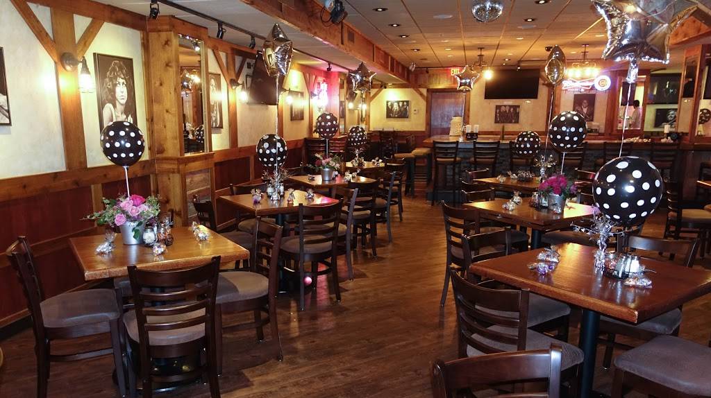 Ginos East Rosemont | restaurant | 9501 W Devon Ave, Rosemont, IL 60018, USA | 8478253333 OR +1 847-825-3333