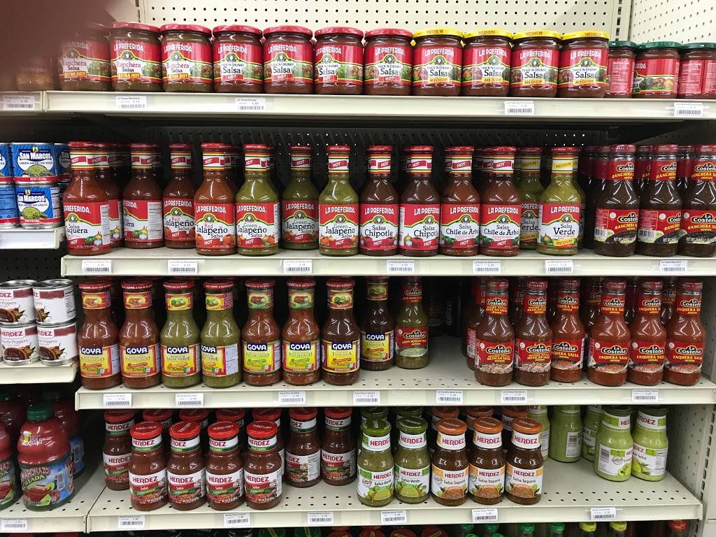 La Plaza Supermarket | restaurant | 13609 Lakewood Heights Blvd, Cleveland, OH 44107, USA | 2164768000 OR +1 216-476-8000