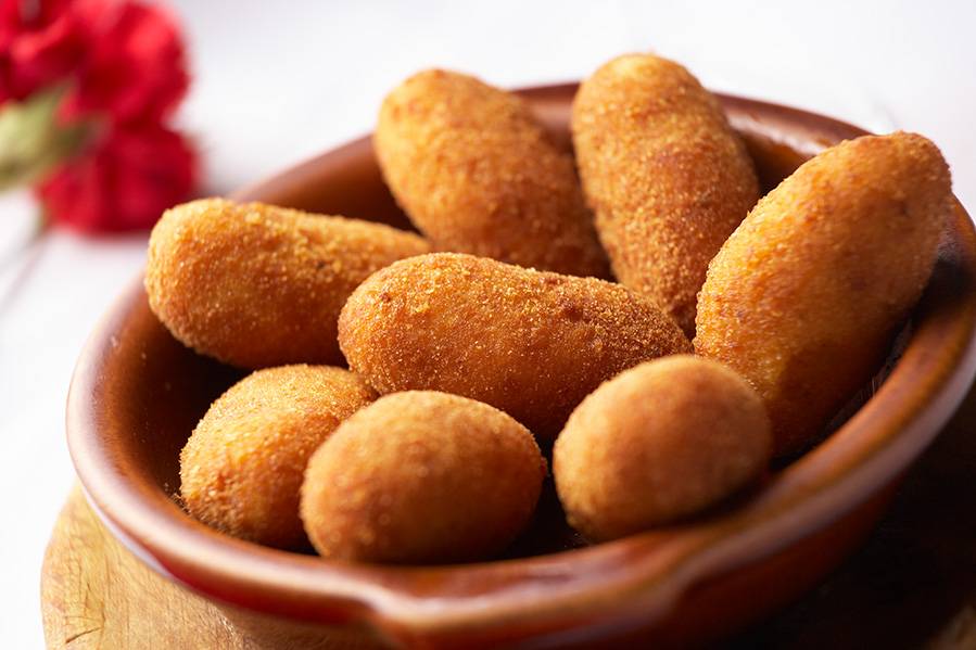 Don Quijote | restaurant | 119 E Lincolnway, Valparaiso, IN 46383, USA | 2194627976 OR +1 219-462-7976