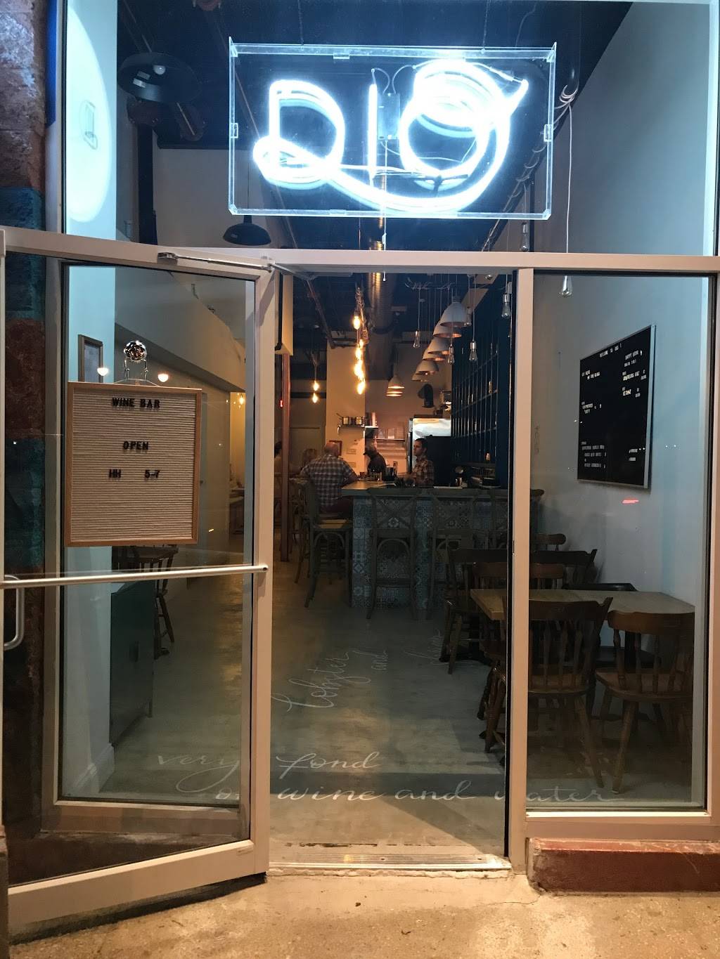 Dio Wine Bar | restaurant | 904 H St NE, Washington, DC 20002, USA | 2025063103 OR +1 202-506-3103