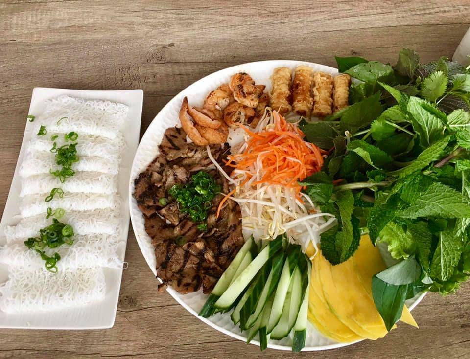 Pho Anh Vu | restaurant | 3200 Dufferin St, North York, ON M6A 3B2, Canada | 6473469333 OR +1 647-346-9333
