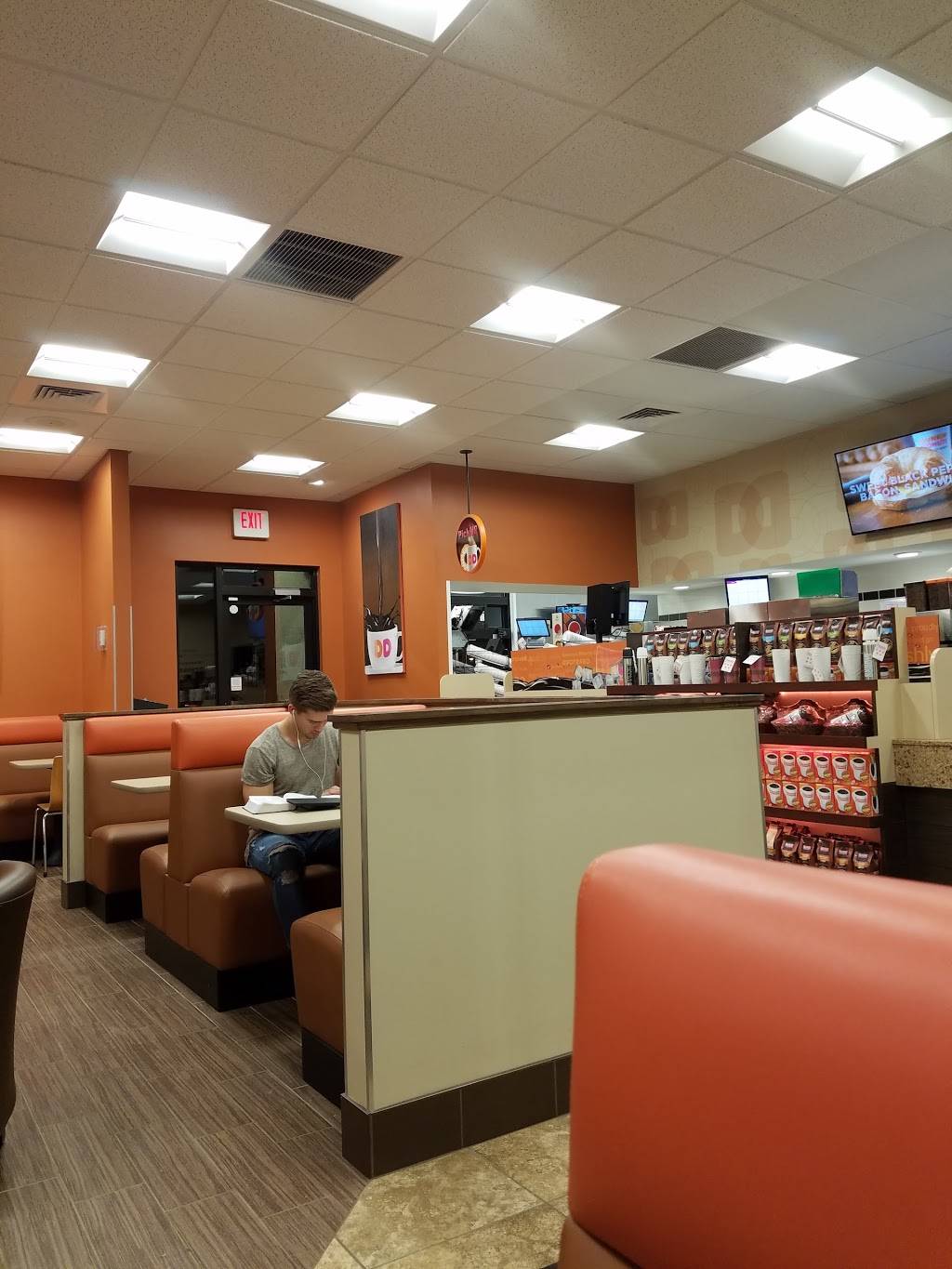 Dunkin | bakery | 4809 Shuffel St NW, North Canton, OH 44720, USA | 3309334824 OR +1 330-933-4824