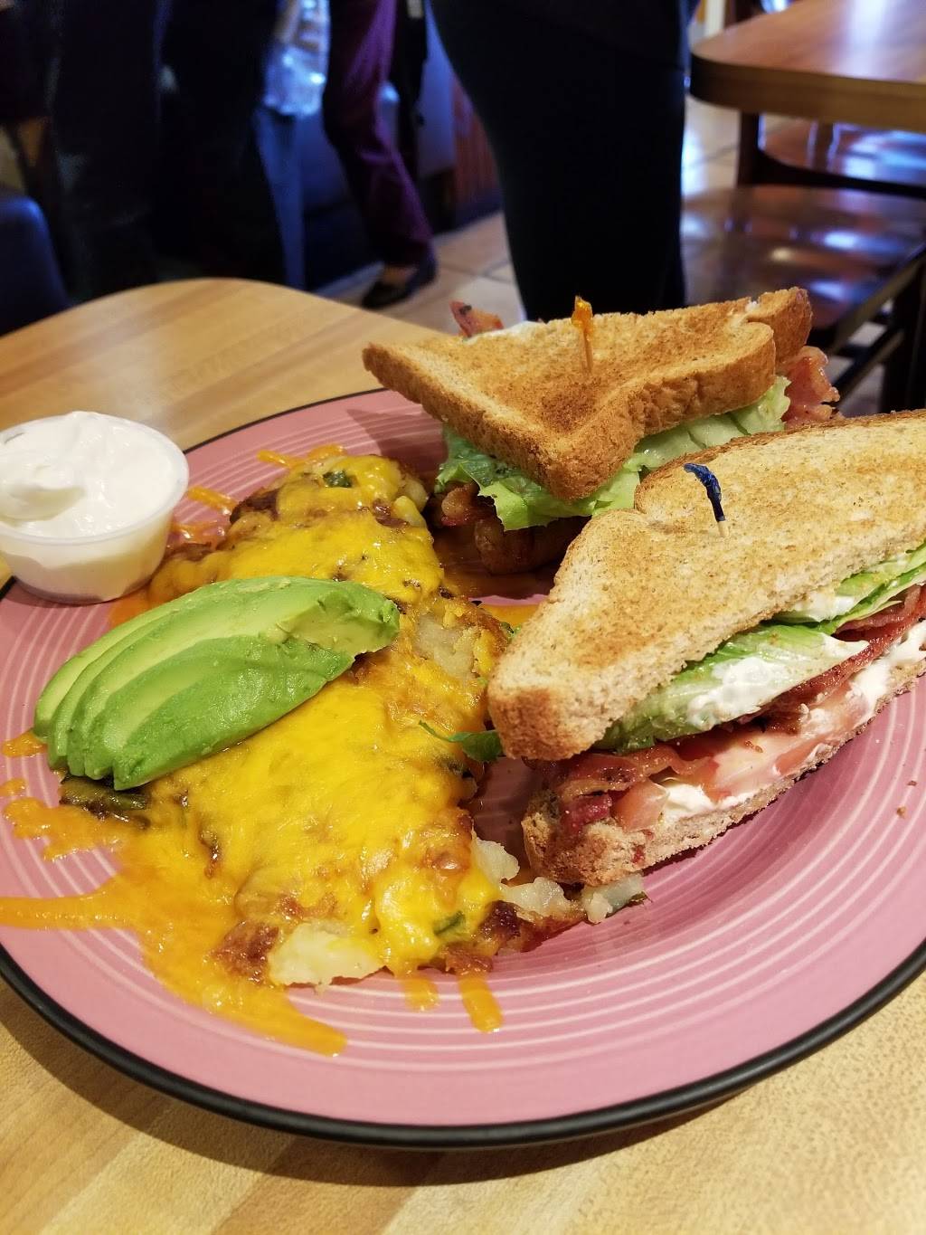 Eggs Etc | restaurant | 550 Redondo Ave, Long Beach, CA 90814, USA | 5624339588 OR +1 562-433-9588