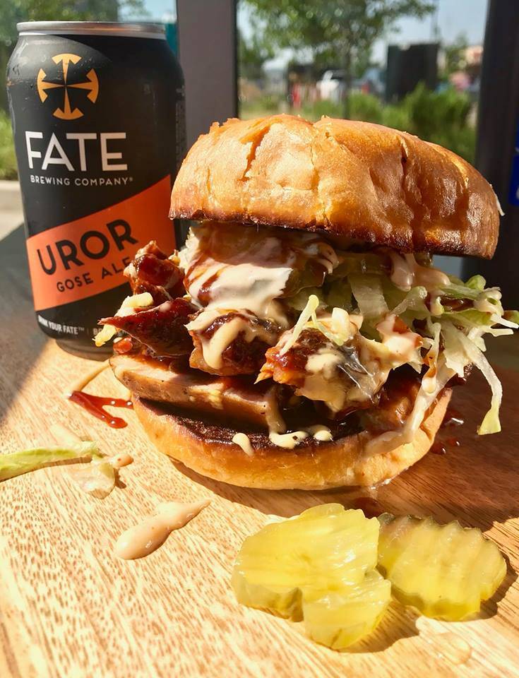 Sugarfire Smoke House | restaurant | 14375 Orchard Pkwy #100, Westminster, CO 80023, USA | 7206394903 OR +1 720-639-4903