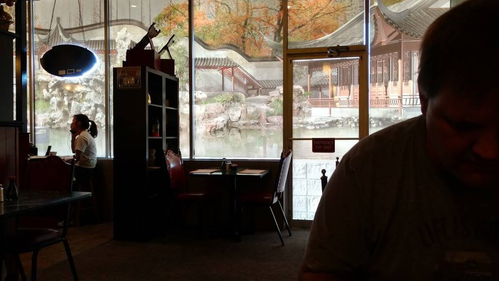 Empress Court | restaurant | 1102 James Ave, Bedford, IN 47421, USA | 8122758338 OR +1 812-275-8338