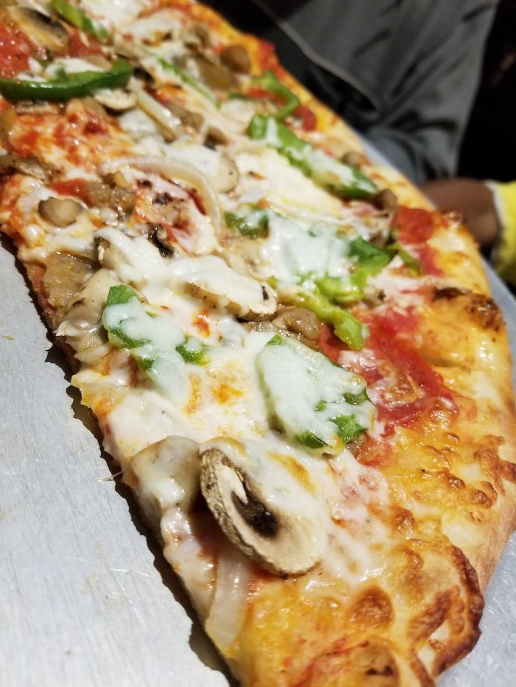 Sixty Six Grill and Taphouse | restaurant | 3440 Frontis St, Winston-Salem, NC 27103, USA | 3362936688 OR +1 336-293-6688