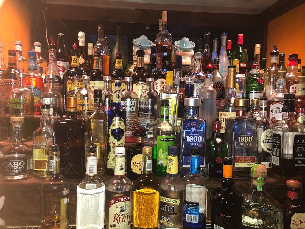 La Quetzalteca Mexican Restaurant | restaurant | 2300, 21 Georgetown Plaza, Georgetown, DE 19947, USA | 3028540218 OR +1 302-854-0218