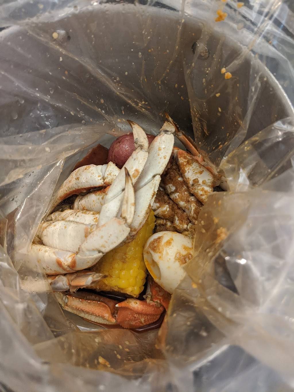 Hot N Spicy Crab | restaurant | 1390 34th St N, St. Petersburg, FL 33713, USA | 7278006633 OR +1 727-800-6633