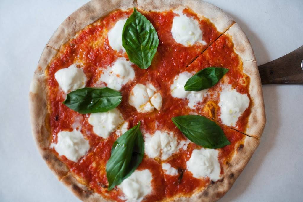 Serafina Fabulous Pizza | restaurant | 1022 Madison Ave, New York, NY 10075, USA | 2127342676 OR +1 212-734-2676