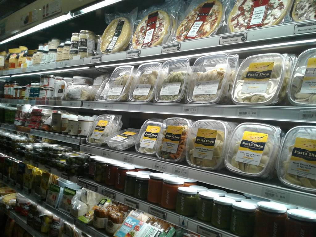 Bi-Rite Market | restaurant | 3639 18th St, San Francisco, CA 94110, USA | 4152419760 OR +1 415-241-9760