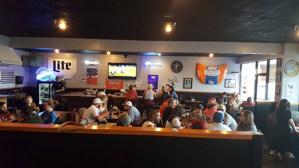 Tennessee Brewskys | restaurant | 420 S Broad St, New Tazewell, TN 37825, USA | 4235266260 OR +1 423-526-6260