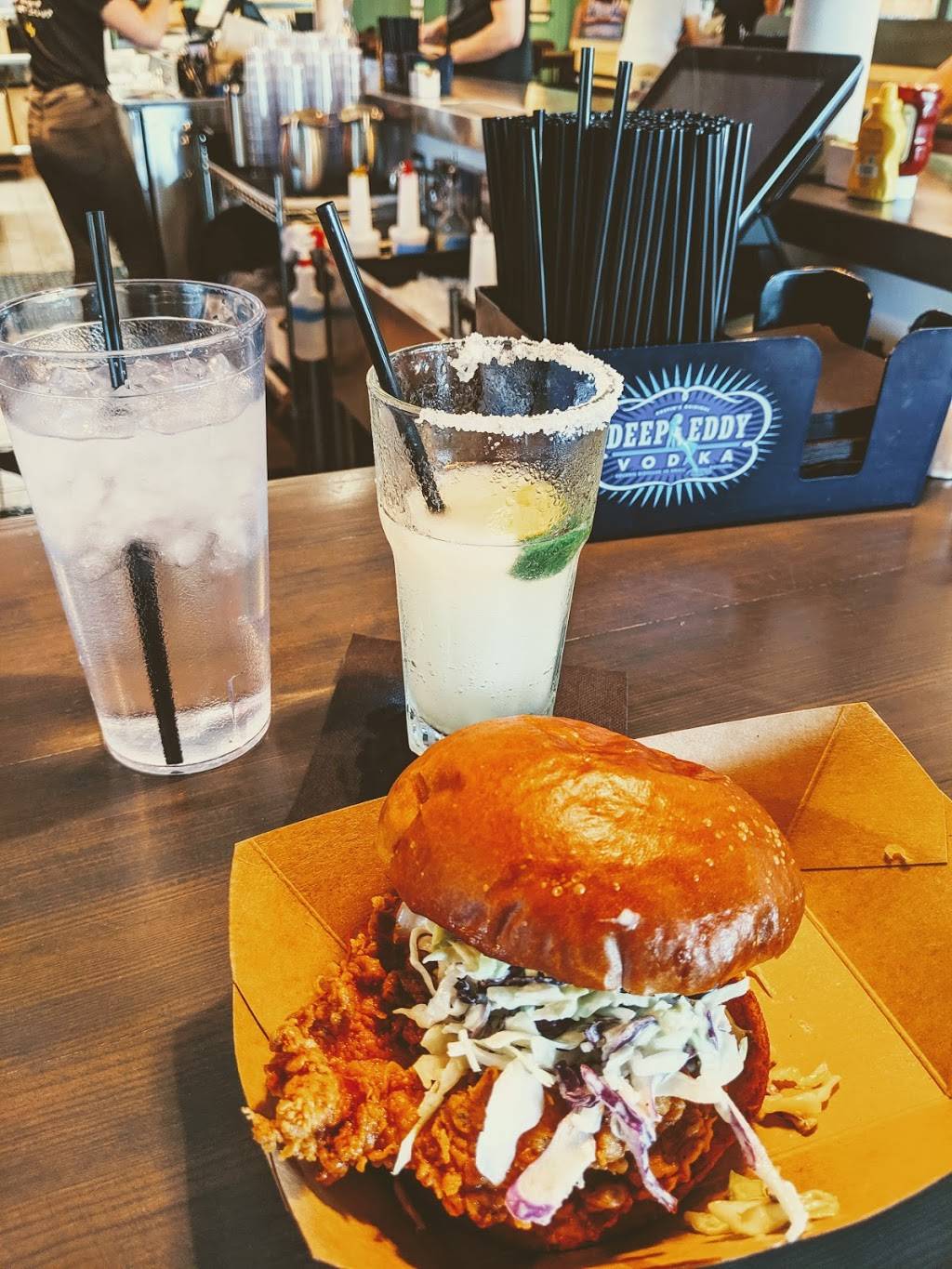 LilDoddy Burger Lab | restaurant | 4625 W William Cannon Dr #3, Austin, TX 78749, USA | 5125350300 OR +1 512-535-0300