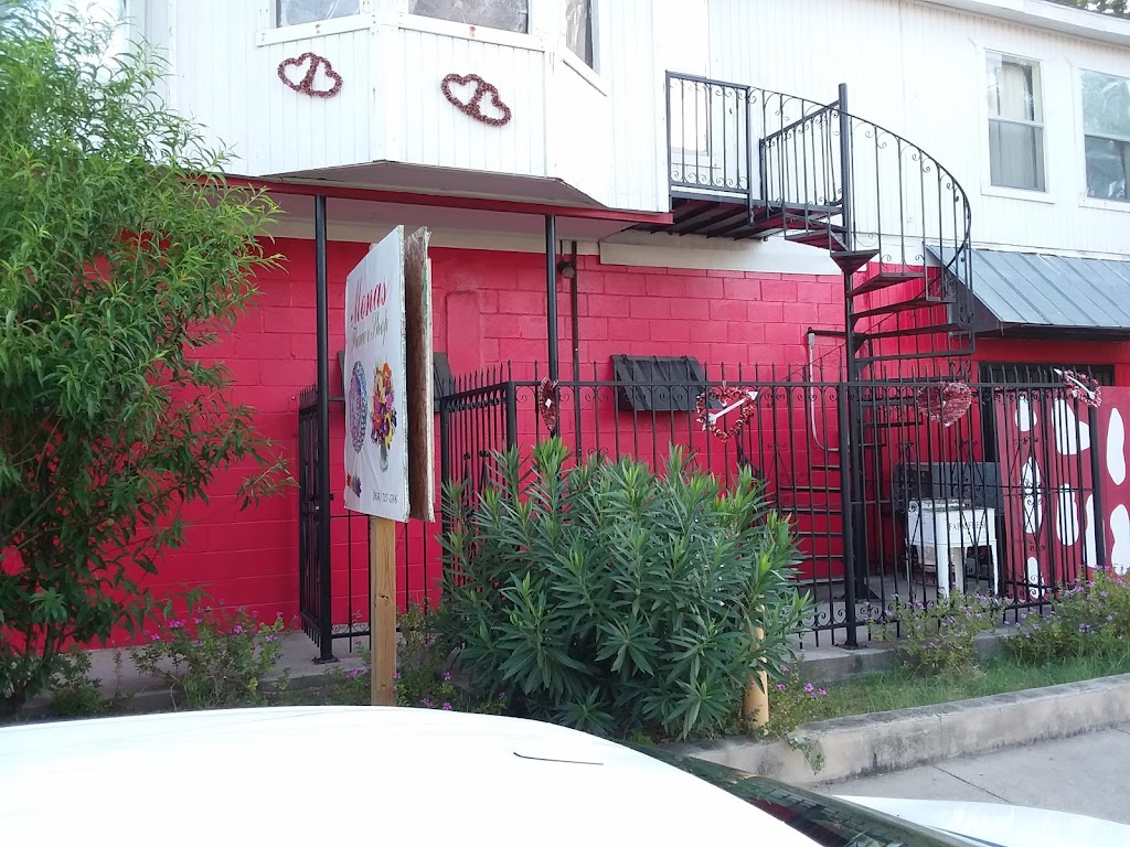 Rauls Bbq | restaurant | 1220 Lafayette St, Laredo, TX 78041, USA | 9567231712 OR +1 956-723-1712