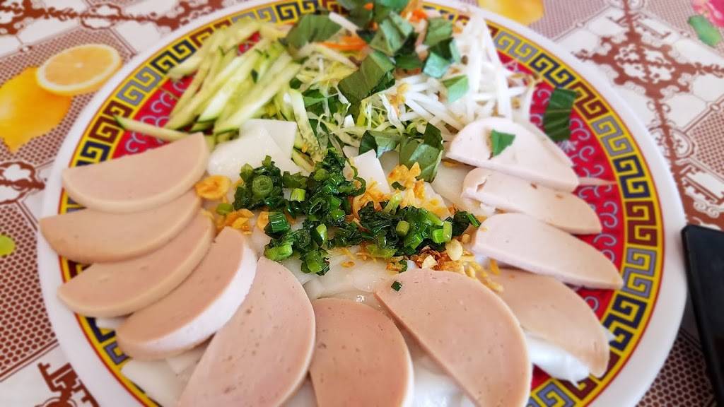 TNT Vietnamese Restaurant | restaurant | 3452 Martin Luther King Jr Pkwy, Des Moines, IA 50310, USA | 5152777790 OR +1 515-277-7790