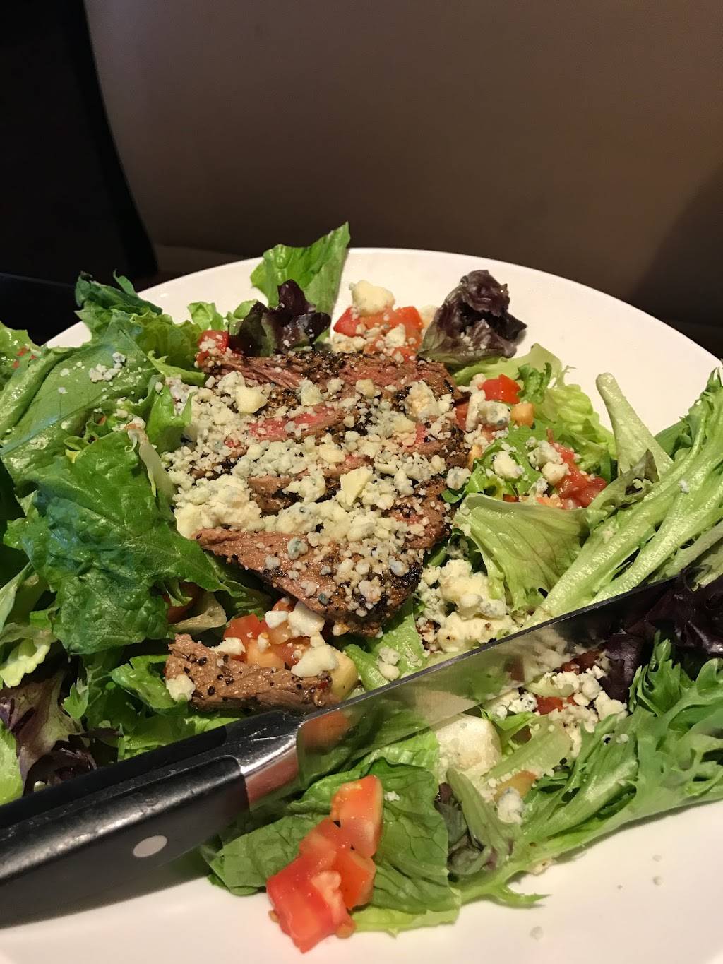 LongHorn Steakhouse | meal takeaway | Centennial Promenade, 9625 E County Line Rd, Centennial, CO 80112, USA | 3036499477 OR +1 303-649-9477