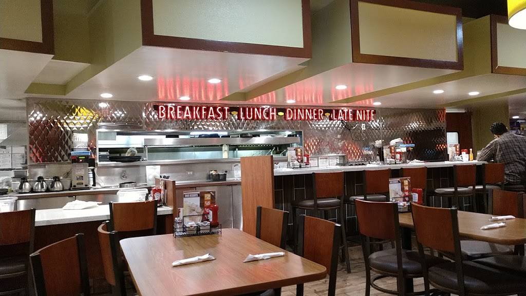 Dennys | restaurant | 122 Sunrise Ave, Roseville, CA 95661, USA | 9167838212 OR +1 916-783-8212