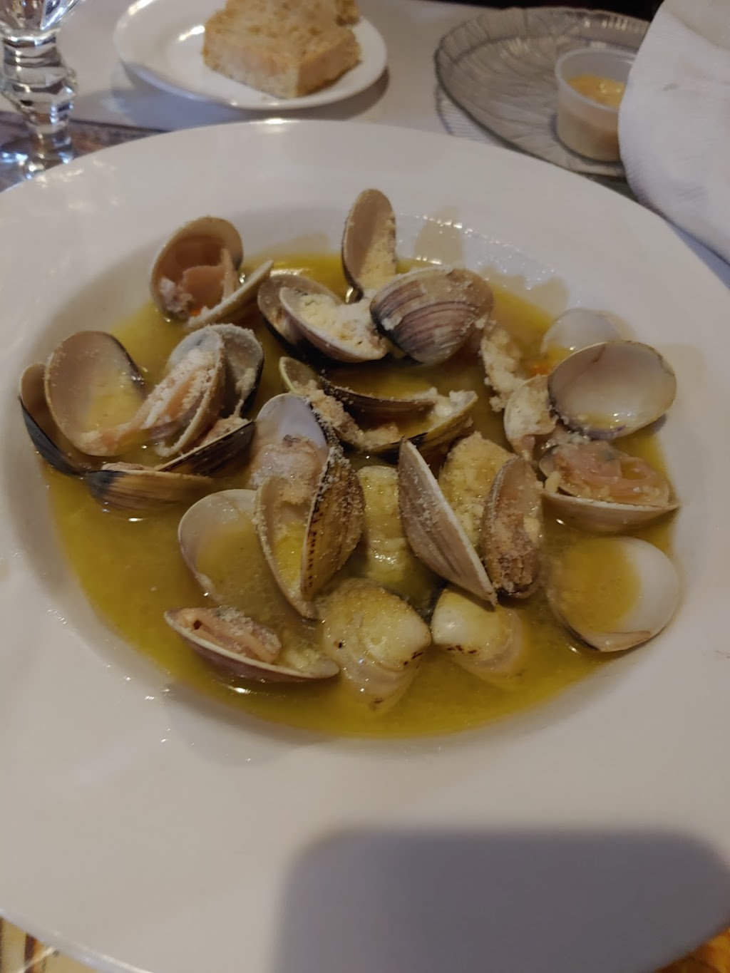 The Rex Club | restaurant | 37143 CA-299, Burney, CA 96013, USA | 5303354184 OR +1 530-335-4184