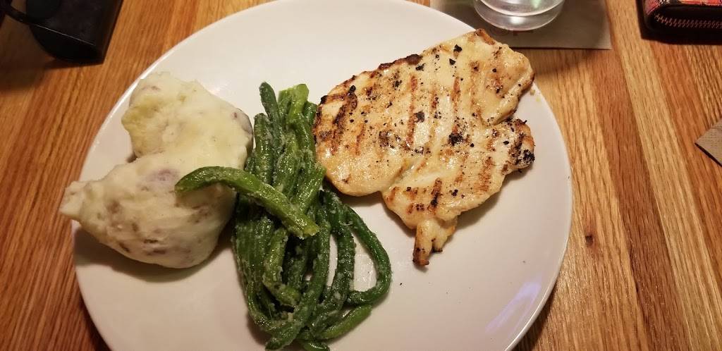 Applebees Grill + Bar | restaurant | 5070 Commercial St SE, Salem, OR 97306, USA | 5033641775 OR +1 503-364-1775