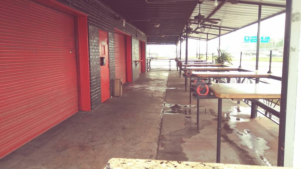 The New Palmers Ice House | restaurant | 7315 Lyons Ave, Houston, TX 77020, USA | 4097190729 OR +1 409-719-0729