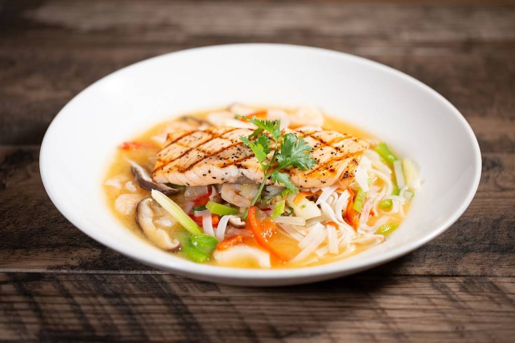 Elephant Bar Restaurant | restaurant | 24177 Southland Dr, Hayward, CA 94545, USA | 5102660400 OR +1 510-266-0400