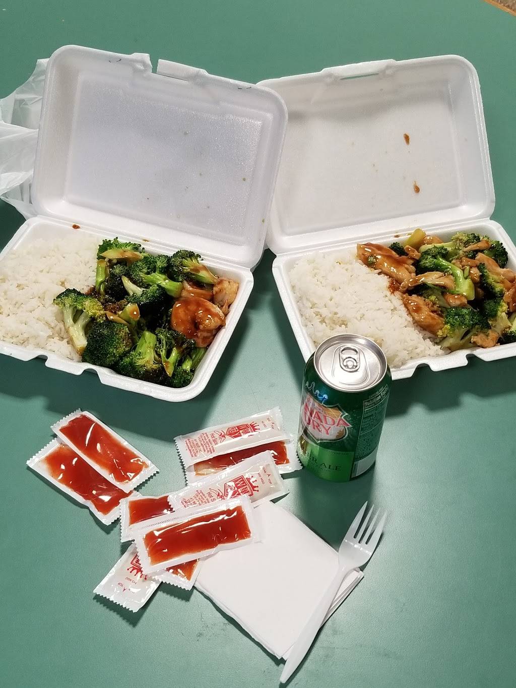 Annies First Wok | restaurant | 155 York St, Brooklyn, NY 11201, USA | 7188524383 OR +1 718-852-4383