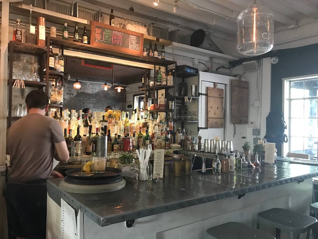 Saraghina | restaurant | 435 Halsey St, Brooklyn, NY 11233, USA | 7185740010 OR +1 718-574-0010