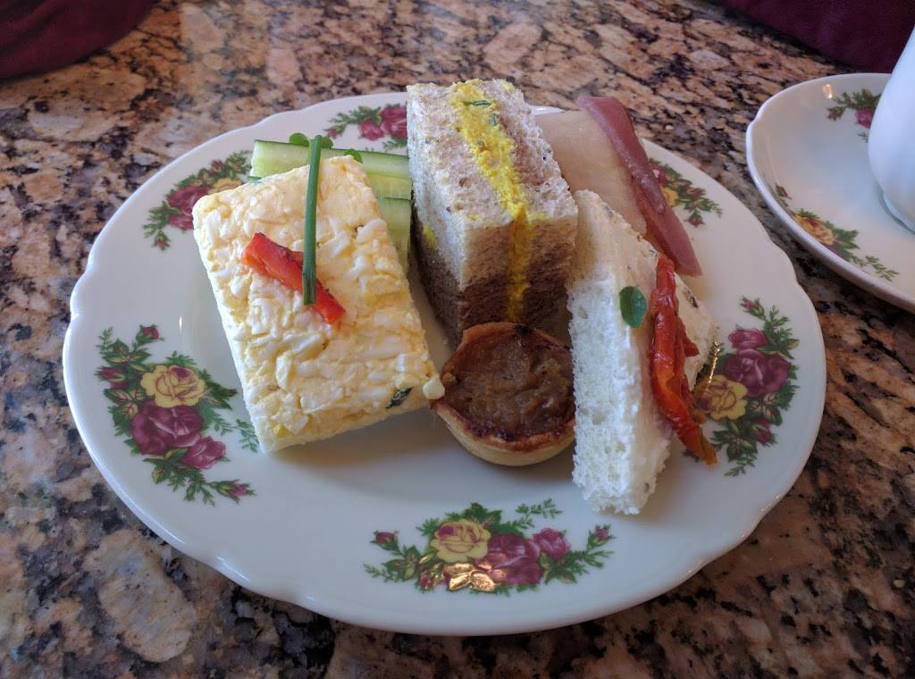 Garden View Tea Room | cafe | 4401 Floridian Way, Orlando, FL 32830, USA | 4079393463 OR +1 407-939-3463