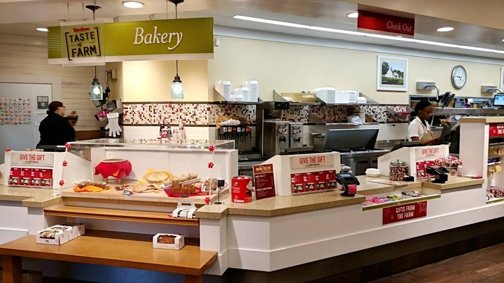 Bob Evans | restaurant | 2204 State St, New Albany, IN 47150, USA | 8129480938 OR +1 812-948-0938