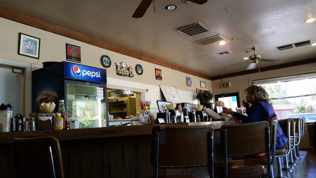 Mils Bar & Grill | restaurant | 100 S Del Puerto Ave, Patterson, CA 95363, USA | 2098922100 OR +1 209-892-2100