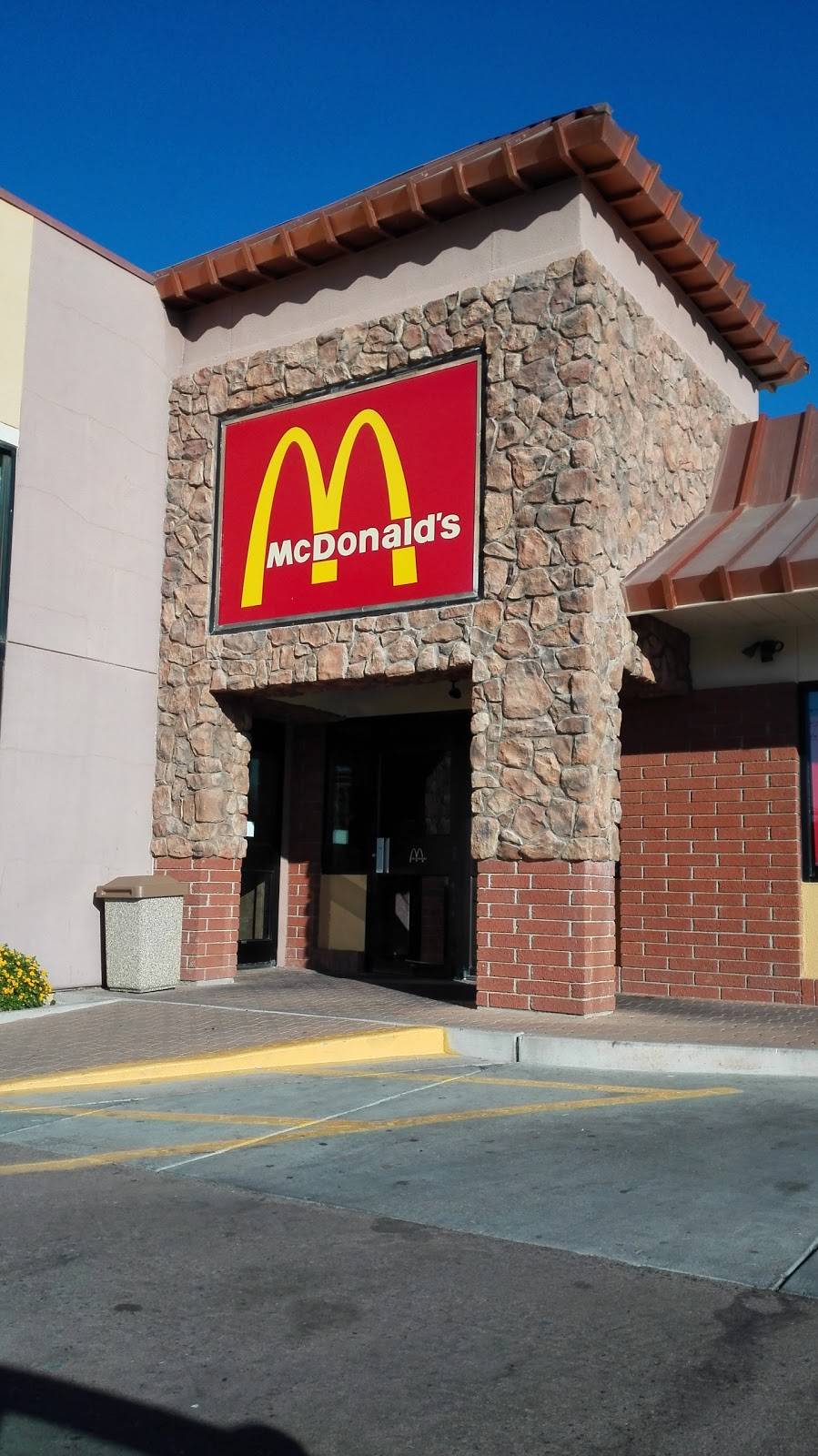 McDonalds | cafe | 4830 E Bell Rd, Scottsdale, AZ 85254, USA | 6024938224 OR +1 602-493-8224