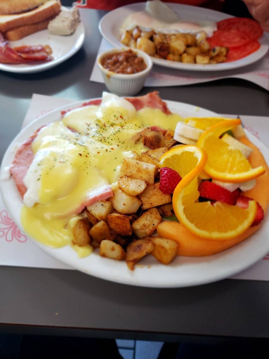 Restaurant Le Meunier | restaurant | 3550 Chemin Gascon, Terrebonne, QC J6X 4J1, Canada | 4504777256 OR +1 450-477-7256