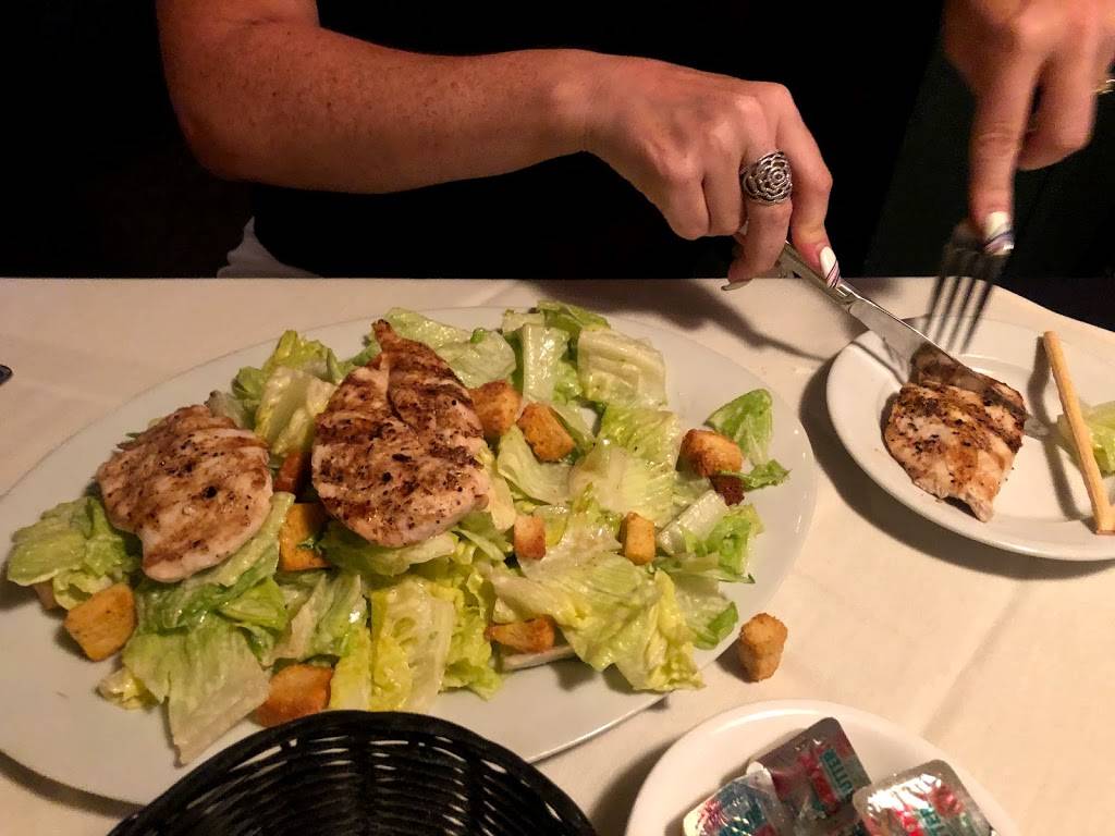 Villa Roma | restaurant | 278 MA-28, West Harwich, MA 02671, USA | 5084326868 OR +1 508-432-6868