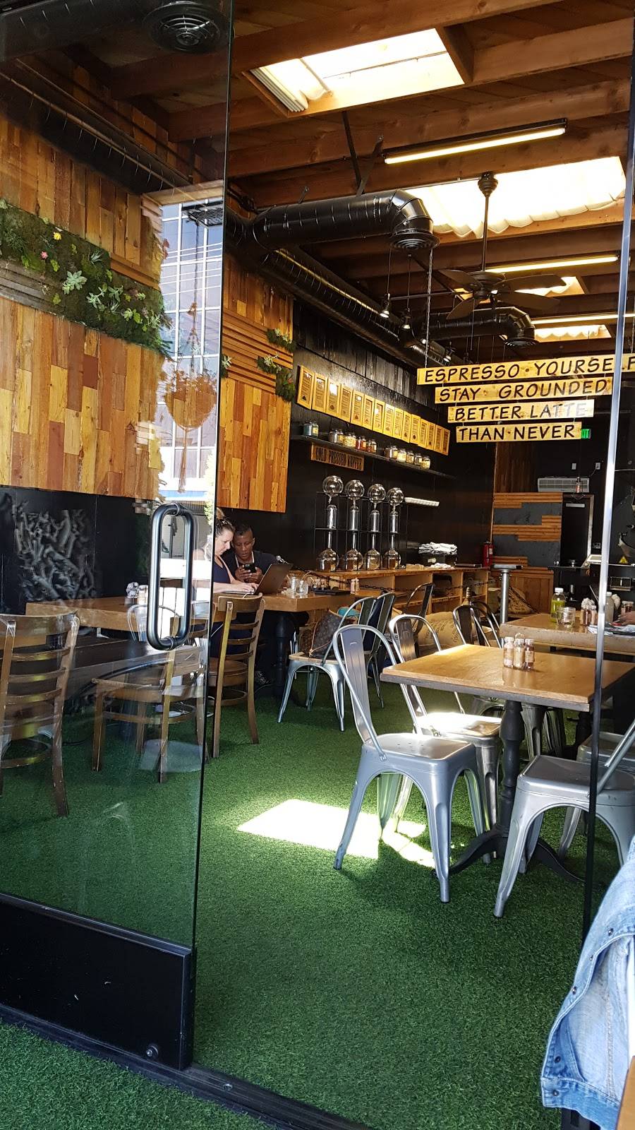 Kreation Organic Kafe & Juicery | cafe | 8428 W 3rd St, Los Angeles, CA 90048, USA | 3237821777 OR +1 323-782-1777