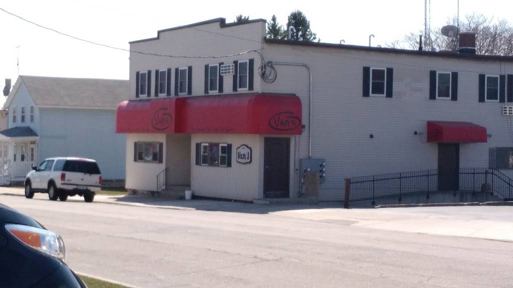 Vans Bar | restaurant | 426 N 9th St, Manitowoc, WI 54220, USA | 9206843007 OR +1 920-684-3007