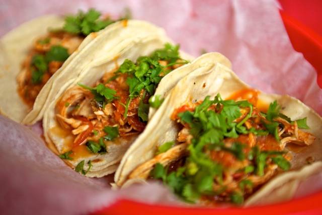 Tacos A Go Go | restaurant | 2912 White Oak Dr, Houston, TX 77007, USA | 7138648226 OR +1 713-864-8226