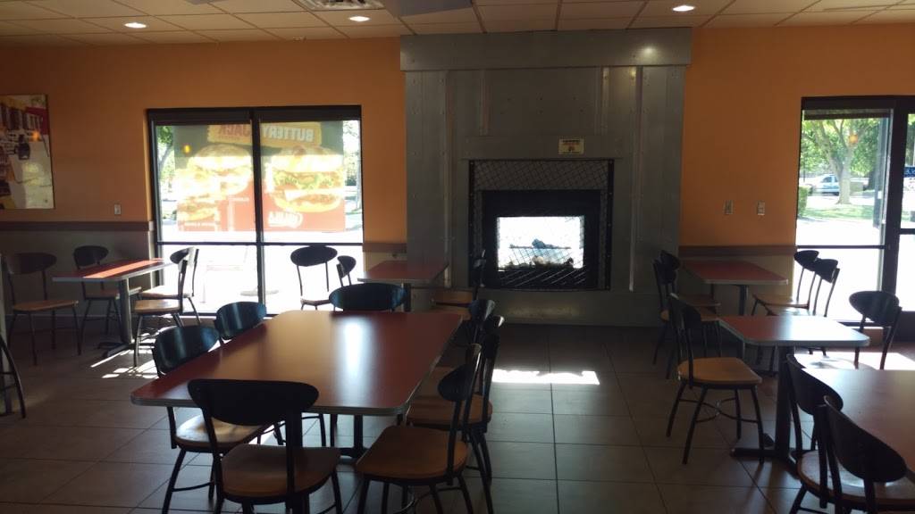 Jack in the Box | restaurant | 615 12th Ave NE, Norman, OK 73071, USA | 4053292981 OR +1 405-329-2981