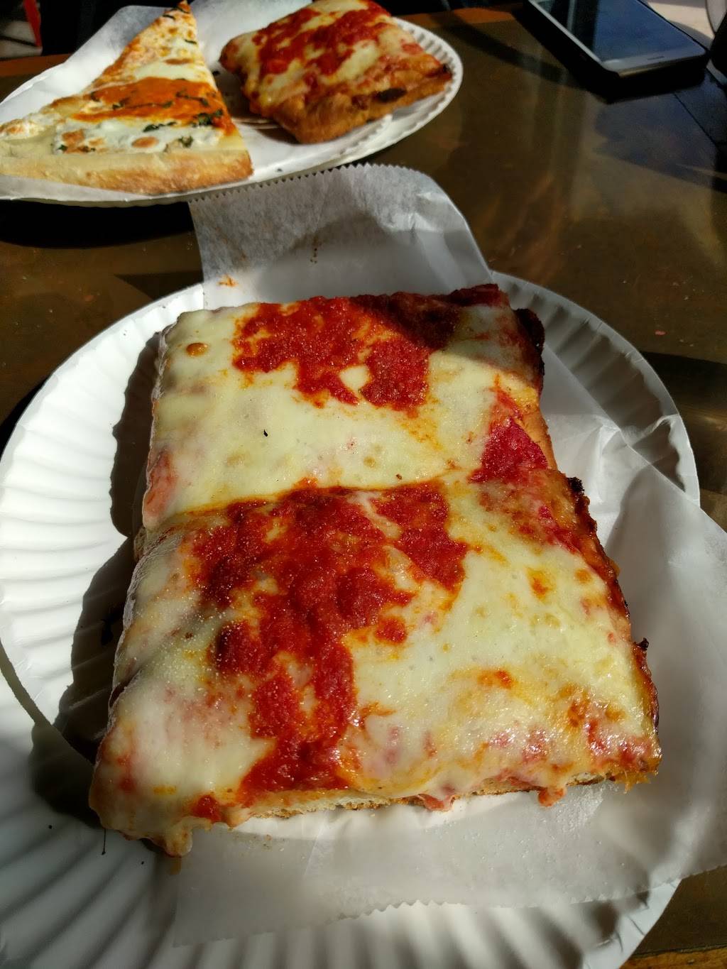 Brothers Pizzeria | restaurant | 750 Port Richmond Ave, Staten Island, NY 10302, USA | 7184422332 OR +1 718-442-2332