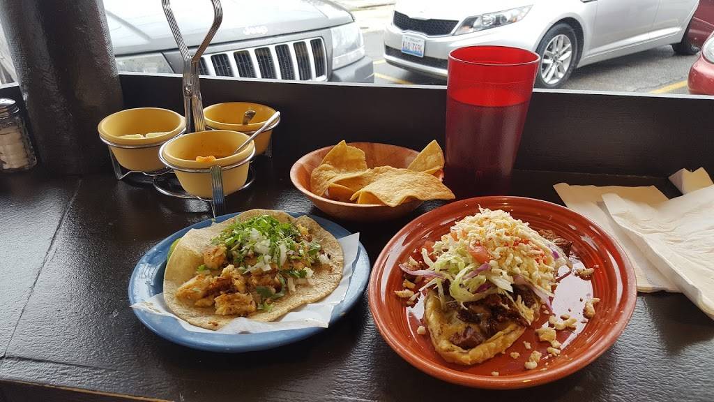 Maize Mexican Grill | restaurant | 60 E Green St, Champaign, IL 61820, USA | 2173556400 OR +1 217-355-6400