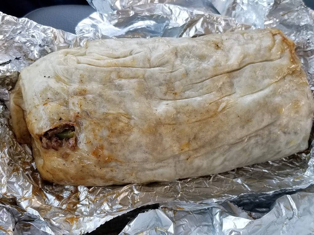 T C Landos Sub & Pizzeria | meal takeaway | 104 Sterling St, Clinton, MA 01510, USA | 9783657492 OR +1 978-365-7492