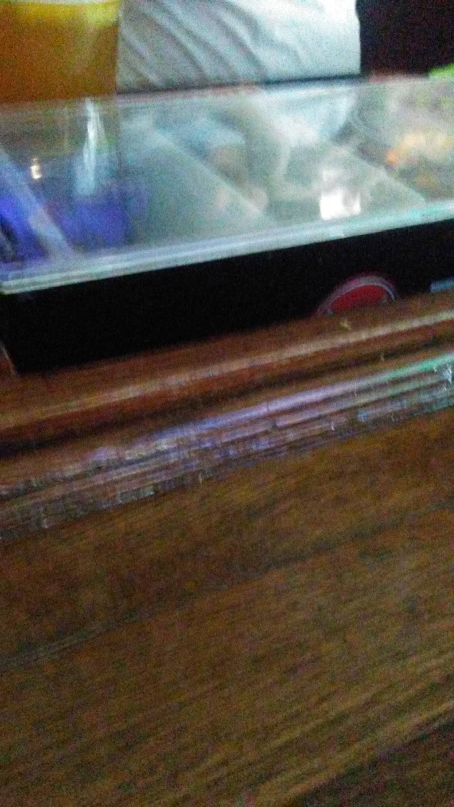 St. Marks Bar | restaurant | 932 4th Ave, Huntington, WV 25701, USA | 3045255040 OR +1 304-525-5040