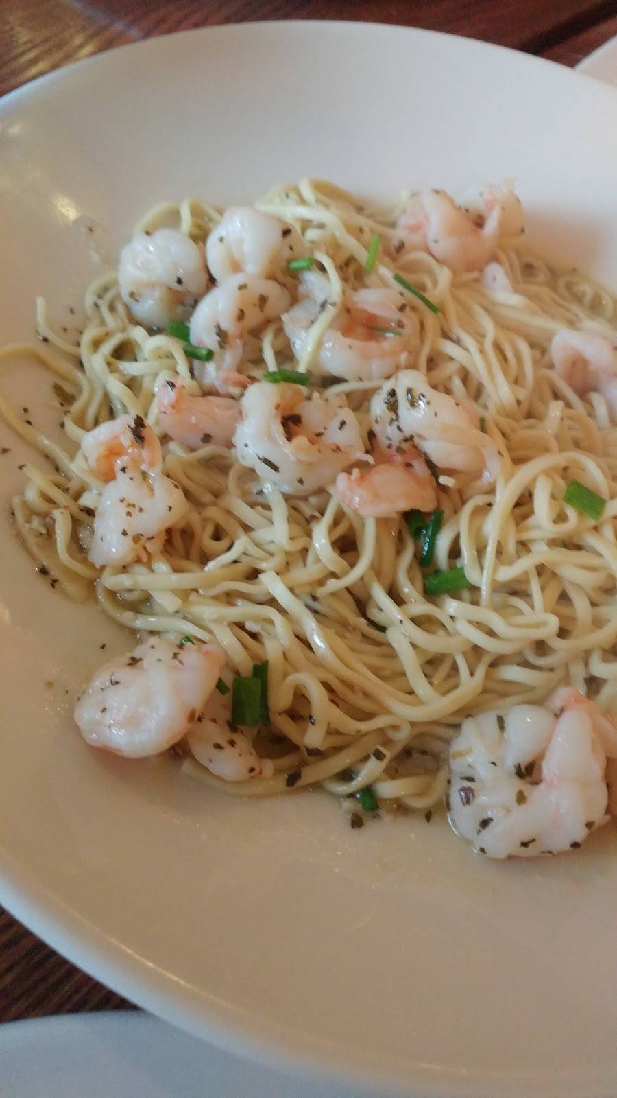 Idas Restaurant | restaurant | 21 Valley Rd, Middletown, RI 02842, USA | 4018493377 OR +1 401-849-3377