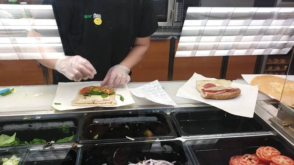 Subway | restaurant | 1806 W Broadway St, Princeton, IN 47670, USA | 8123868400 OR +1 812-386-8400