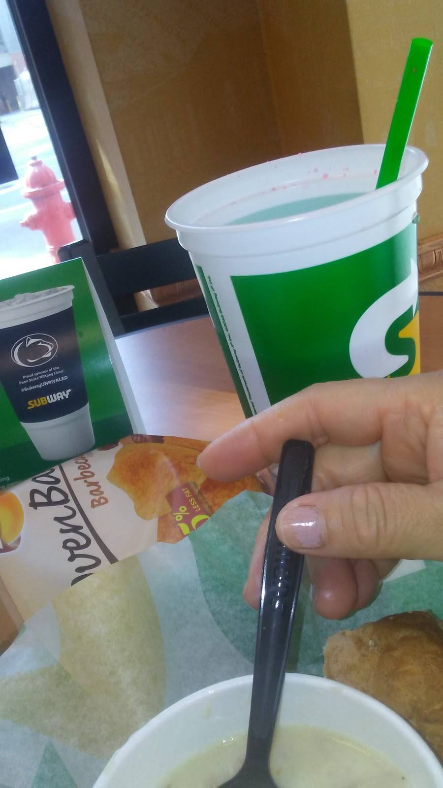 Subway | meal takeaway | 19-21 E King St, Lancaster, PA 17602, USA | 7172996400 OR +1 717-299-6400