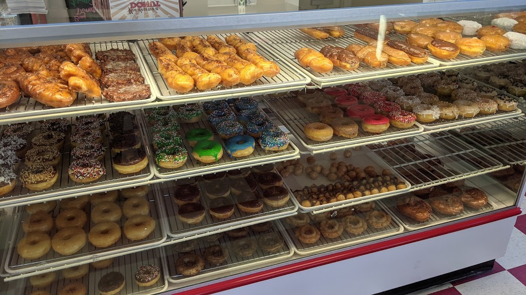 The Donut palace | restaurant | 1917 N Bryant Blvd, San Angelo, TX 76903, USA | 3254810019 OR +1 325-481-0019