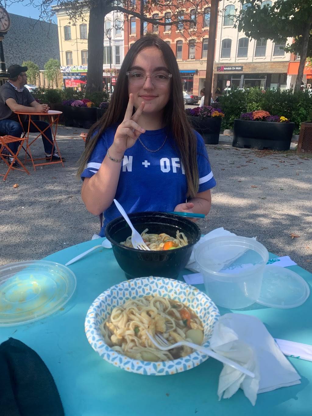 T. ROOTS | restaurant | 249 Main St, Northampton, MA 01060, USA | 4135821880 OR +1 413-582-1880