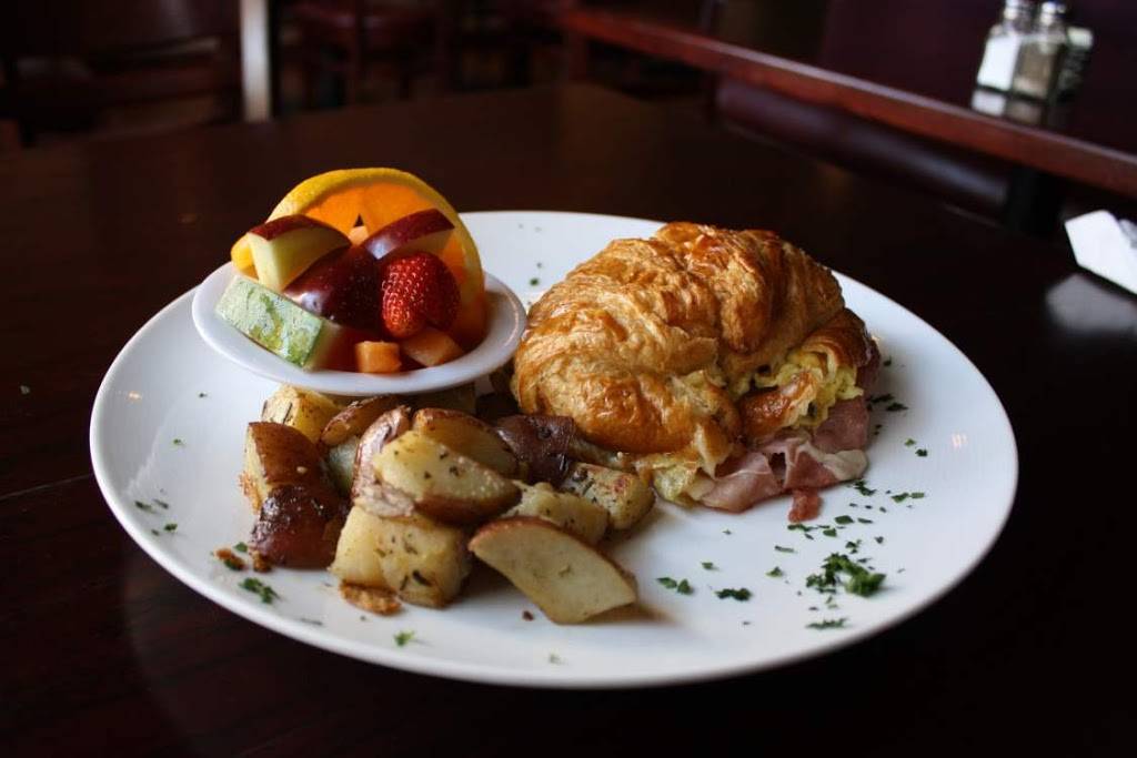 Cote DAzur Restaurant | bakery | 8935 Towne Centre Dr #110, San Diego, CA 92122, USA | 8583526808 OR +1 858-352-6808