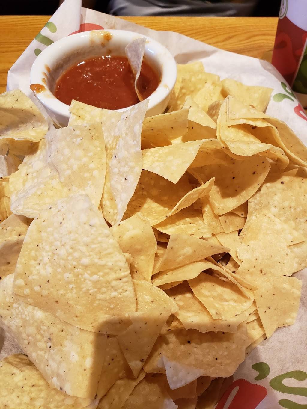 Chilis Grill & Bar | restaurant | 300 N University Dr, Pembroke Pines, FL 33024, USA | 9544319446 OR +1 954-431-9446