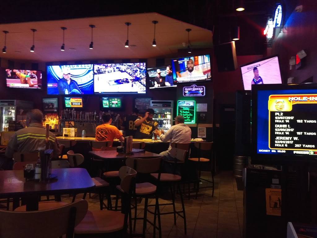 Buffalo Wild Wings | restaurant | 5875 Fairmont Pkwy, Pasadena, TX 77505, USA | 2814870400 OR +1 281-487-0400
