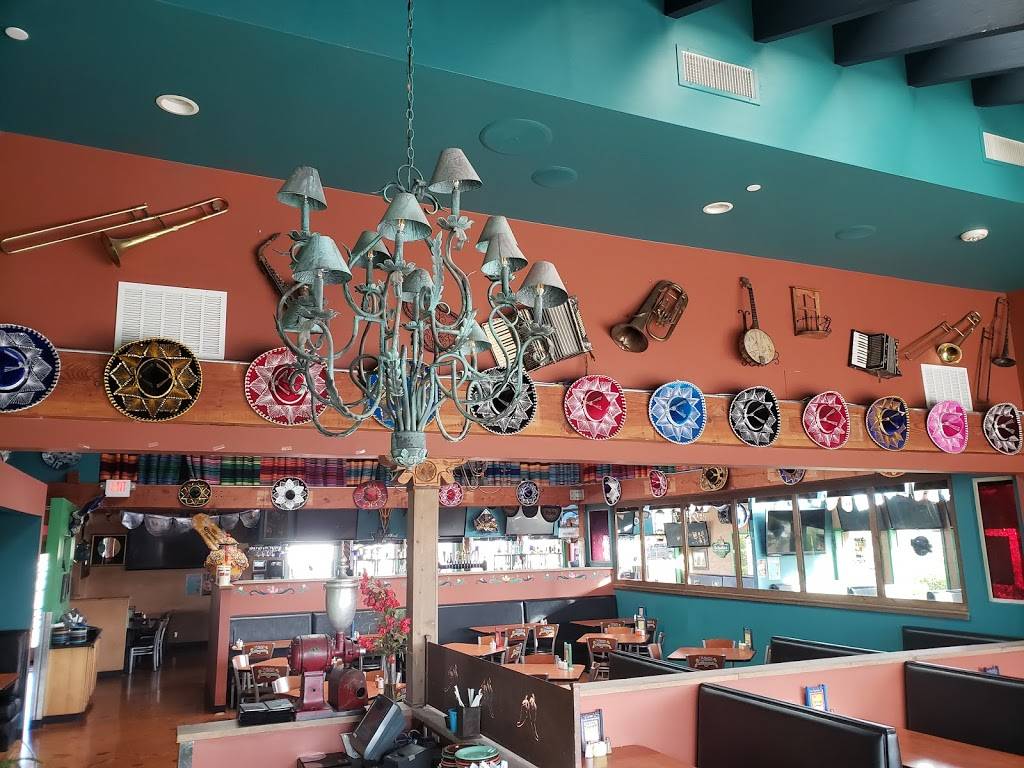 Evas Fine Mexican Foods | restaurant | 665 N Pinal Ave, Casa Grande, AZ 85122, USA | 5208360016 OR +1 520-836-0016